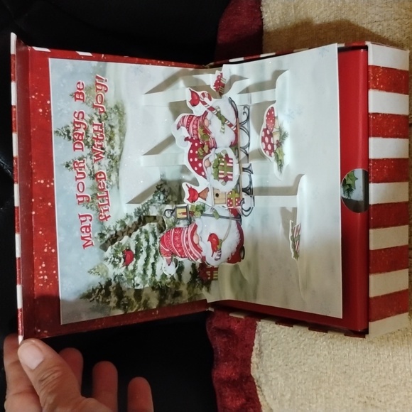 POP UP (8) HOLIDAY GNOMES CHRISTMAS CARDS by SUSAN WINGET - Picture 4 of 9